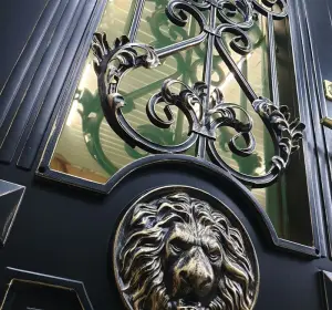 Двери на заказ