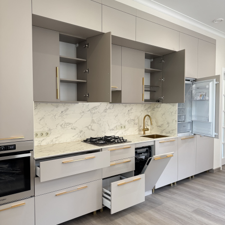 Кухня в стиле модерн из крашенного МДФ „Piemont“-9