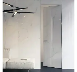 Ușă ascunsă de interior